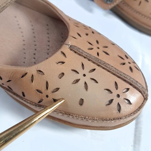 Clarks Shoes Womens sz 7 7M Everlay Bai Mary Jane Strap Comfort Wedge Brown tan - Picture 3 of 13